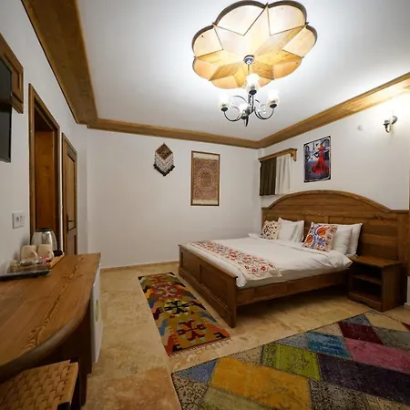Pashahan 3*